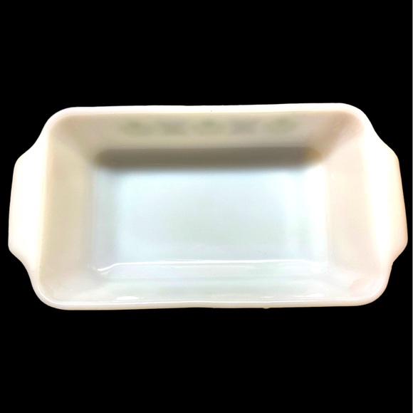 Vintage Fire King Green Garden Meadow Casserole Dish - 1 qt. - Picture 7 of 10